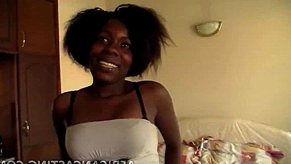 Шлюха в чулках воля весна мужчина горячий трах