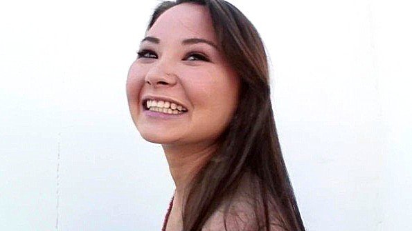 Взрослая самка — ничтожество от интенсивного секса с чернокожим парнем