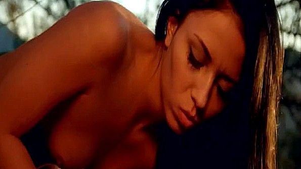 Я установил секс-машину и устроил сеанс онанизма в естественном состоянии