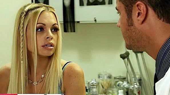 Арабская мачеха раздевается перед сыном: вот как это принято здесь