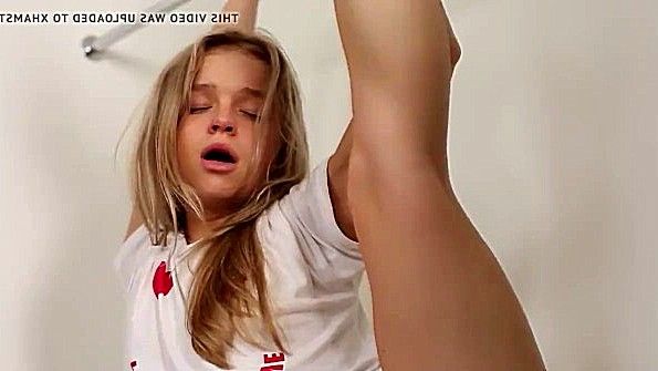 Веселье животных в ванной и в постели