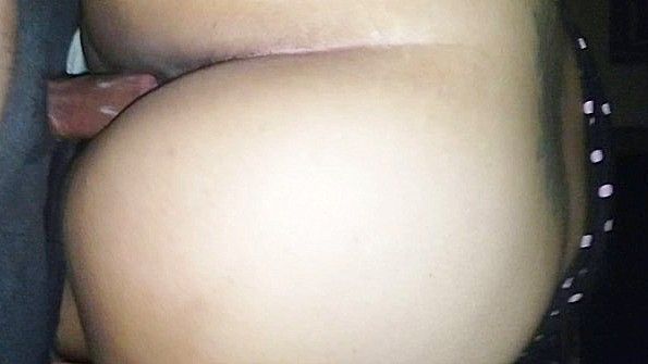 Чернокожий мужчина готов помочь своему богатому мужу заняться сексом с его замужней голубой женщиной