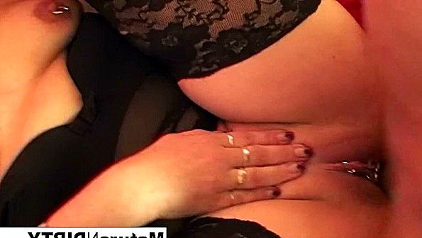 Развратная блондинка в дайджесте великолепного секса