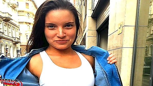 Шлюха добралась до парня и заставила его заняться с ней сексом