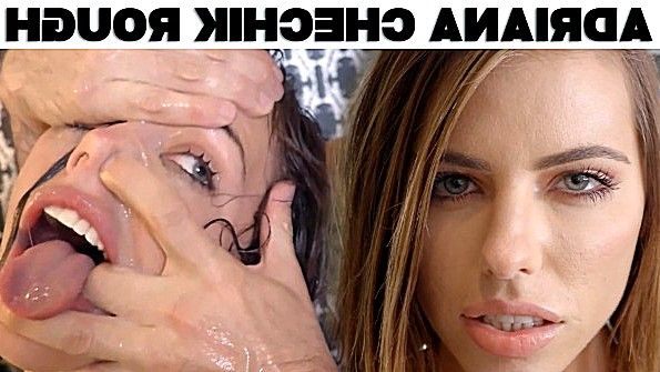 Возбужденная блондинка не возглавляет большой сыщик