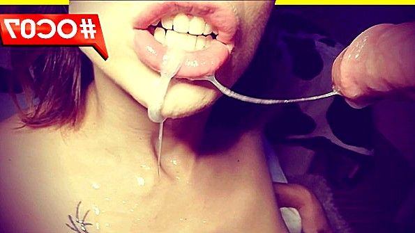 Мисс-потомок предлагает старику полноценный трах