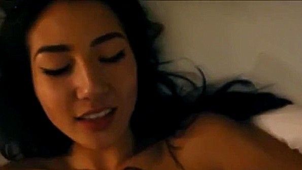 Коррумпированная девочка-отпрыск в развратном сообществе