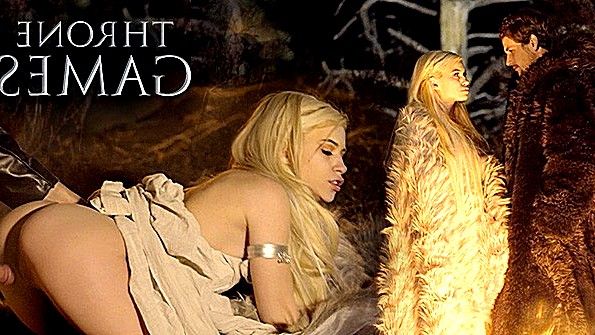 Мне надоело слушать, как мой друг трахается, и я присоединяюсь