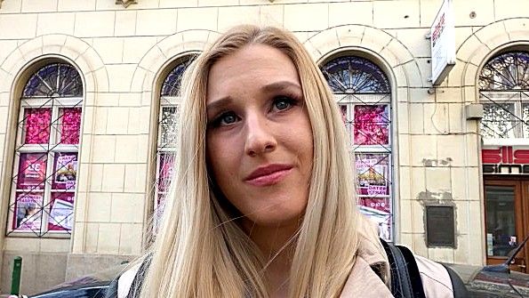 Сперма взрослой пышногрудой женщины от двух вибраторов одновременно