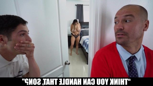 Шлюха в чулках с радостью трахается с парнем примерно