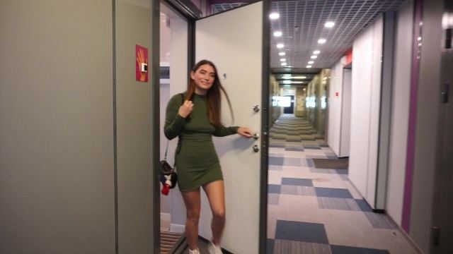 Я нашла историю сестры на Onlyfans. Она попросила меня поддержать её в тайне